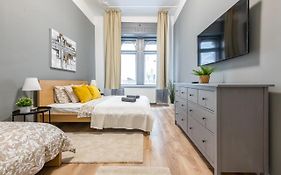 Deluxe Kazincy Apartment In The Heart Of Budapest